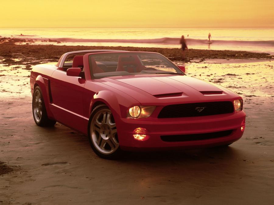  Ford Mustang GT Convertible Concept 2003 года  (фото 30 из 32)